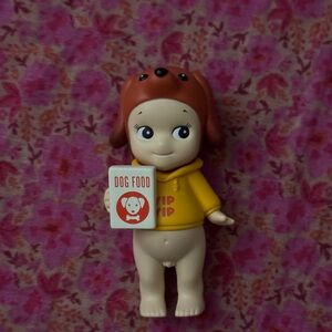 Sonny Angel Dog Times Beagle Dachshund? with Dog Food